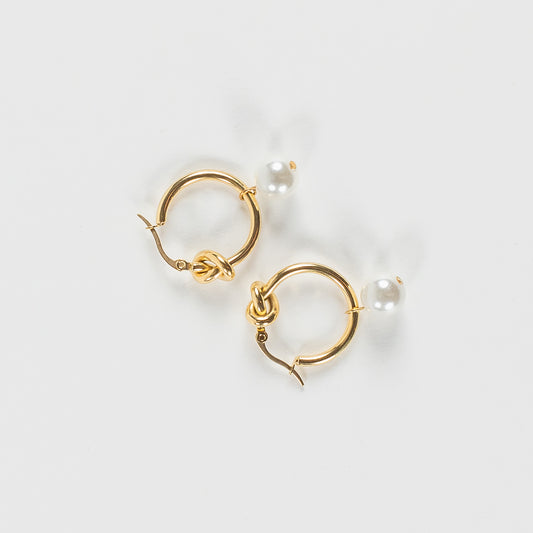 Ella Pearl Drop Earrings